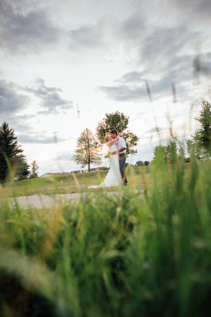 Iroquois Falls, ON • Candid Wedding Photos - 