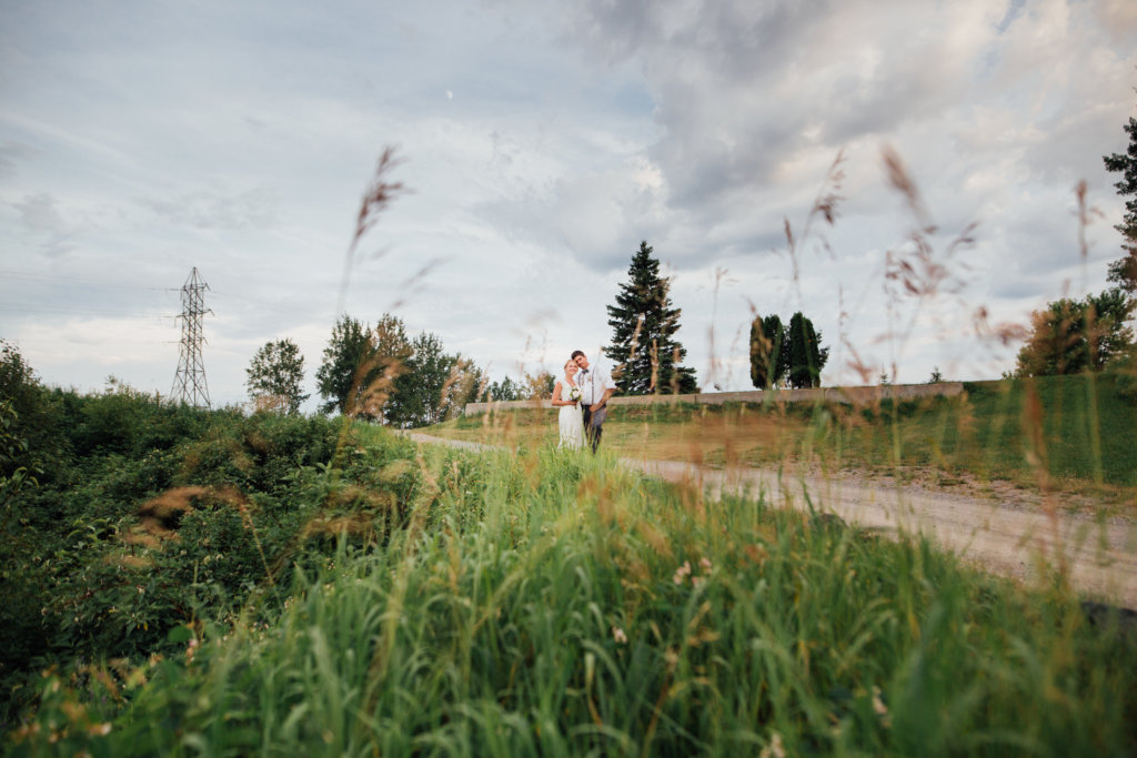 Iroquois Falls, ON • Candid Wedding Photos - 