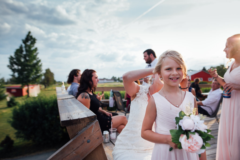 Iroquois Falls, ON • Candid Wedding Photos - 