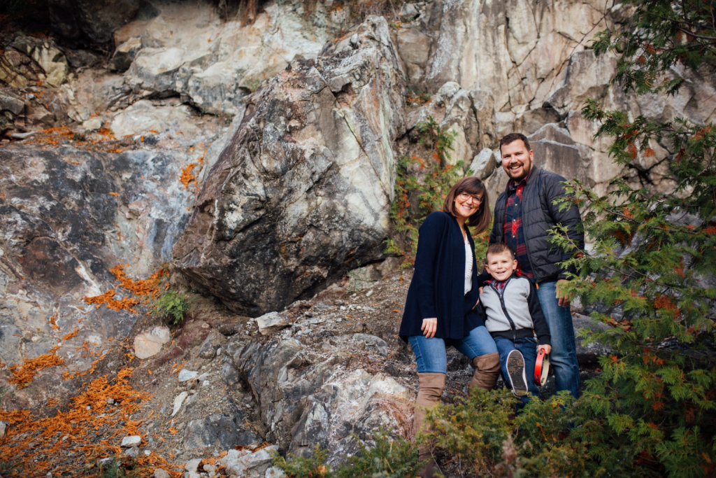 Family Meets Engagement Session in Ottawa, ON • Saidia Photography - 