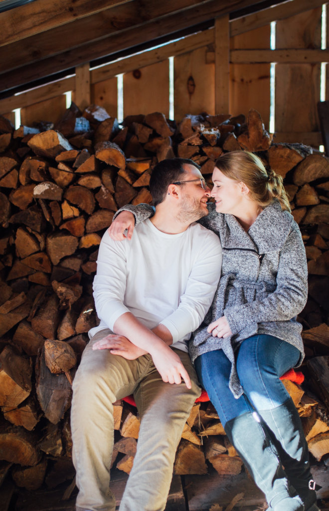 Winter Couple Session in Lanark Highlands • Saidia Photography - 