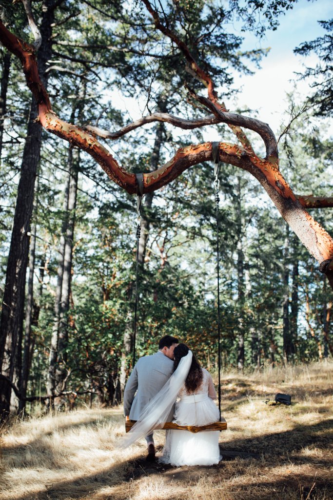 Olympic View Wedding in Langford, BC by Saidia ZA - 