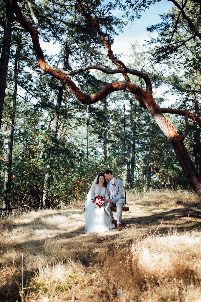 Olympic View Wedding in Langford, BC by Saidia ZA - 