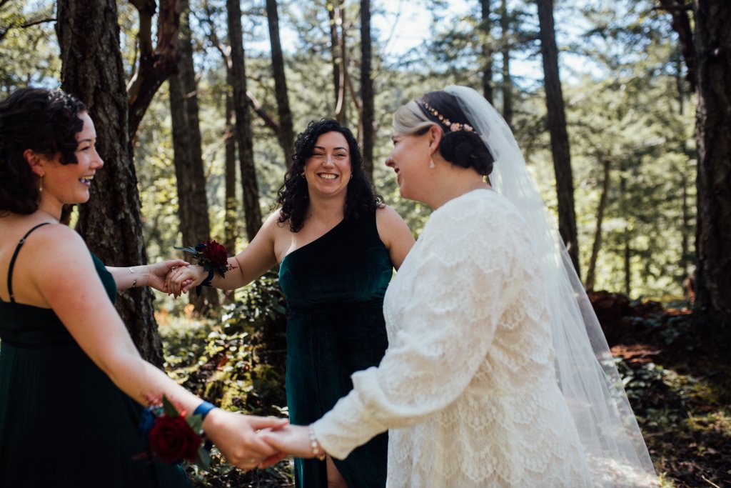 Backyard Wedding in Metchosin BC by Saidia - 