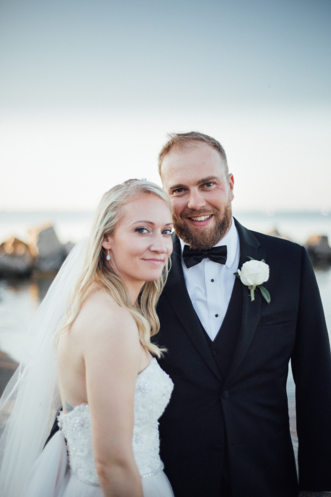 Hamilton, Ontario • A & R Wedding Photos - 