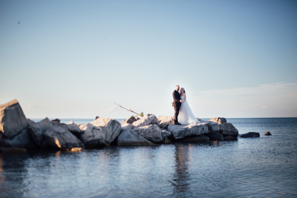 Hamilton, Ontario • A & R Wedding Photos - 