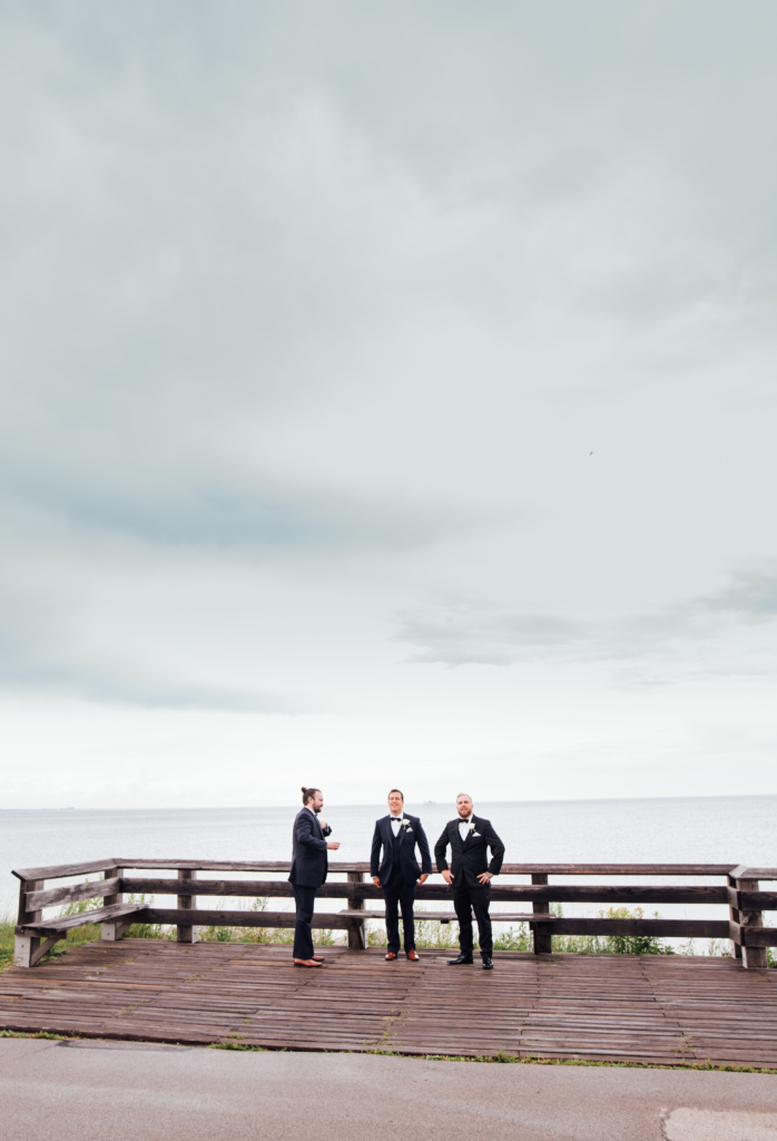 Hamilton, Ontario • A & R Wedding Photos - 