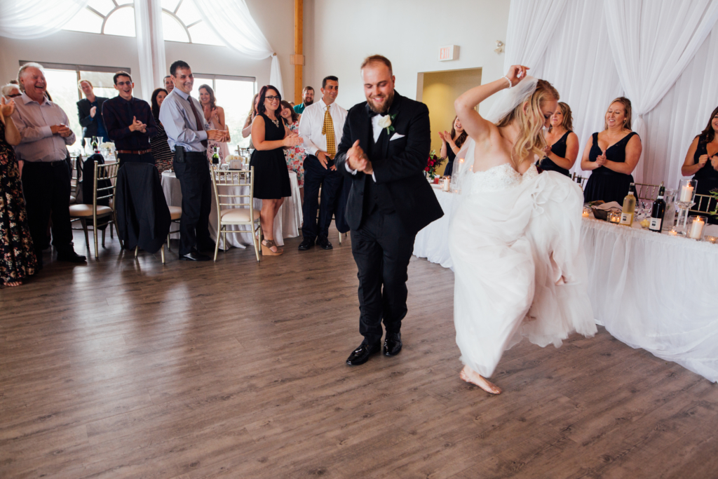 Hamilton, Ontario • A & R Wedding Photos - 