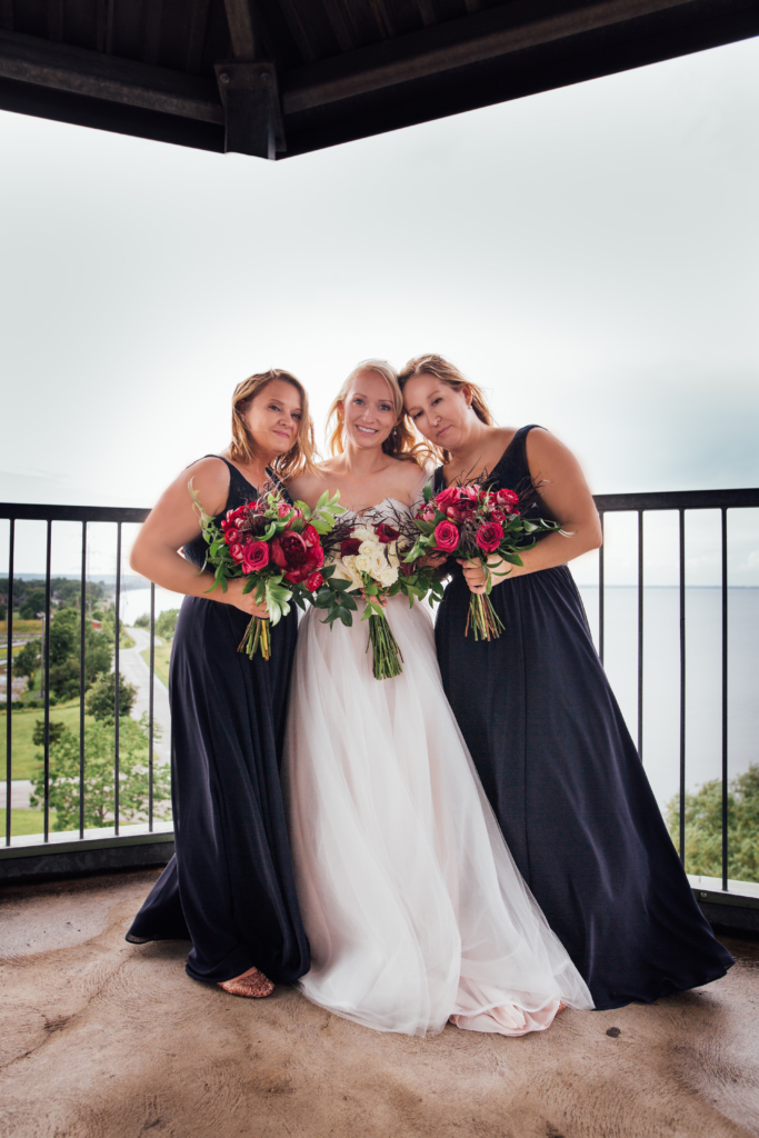 Hamilton, Ontario • A & R Wedding Photos - 