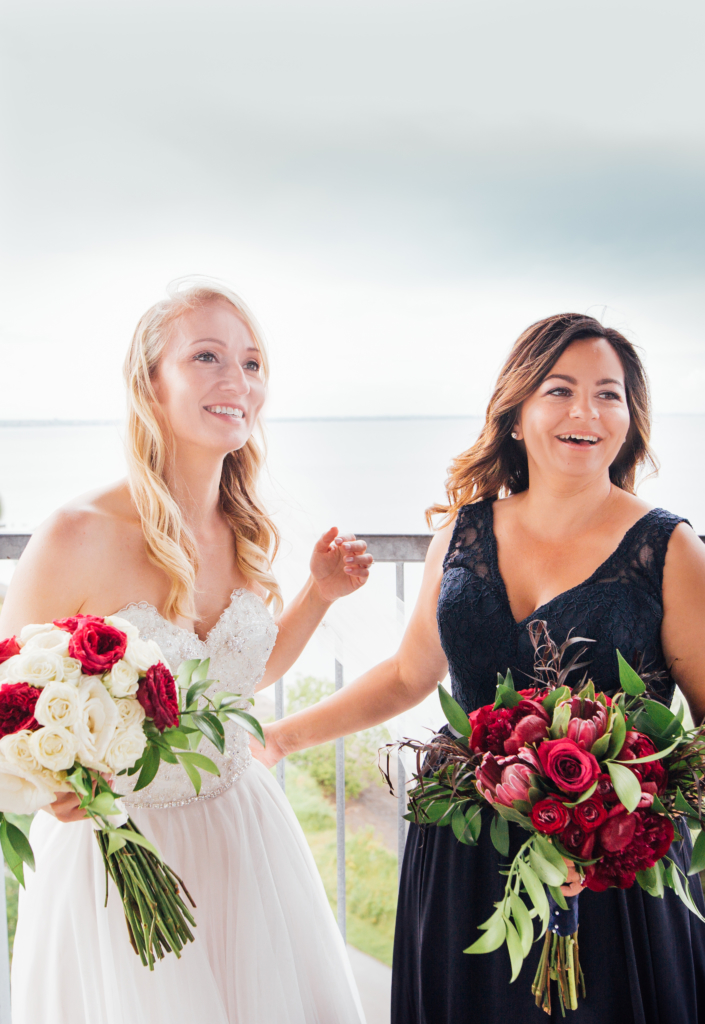 Hamilton, Ontario • A & R Wedding Photos - 