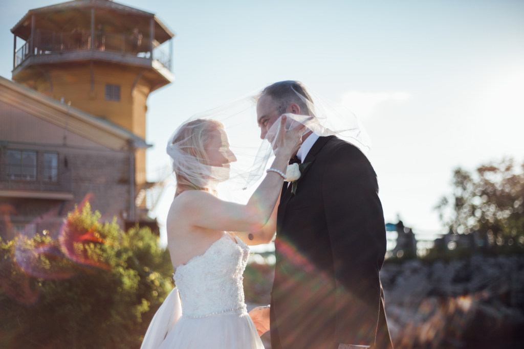 Hamilton, Ontario • A & R Wedding Photos - 