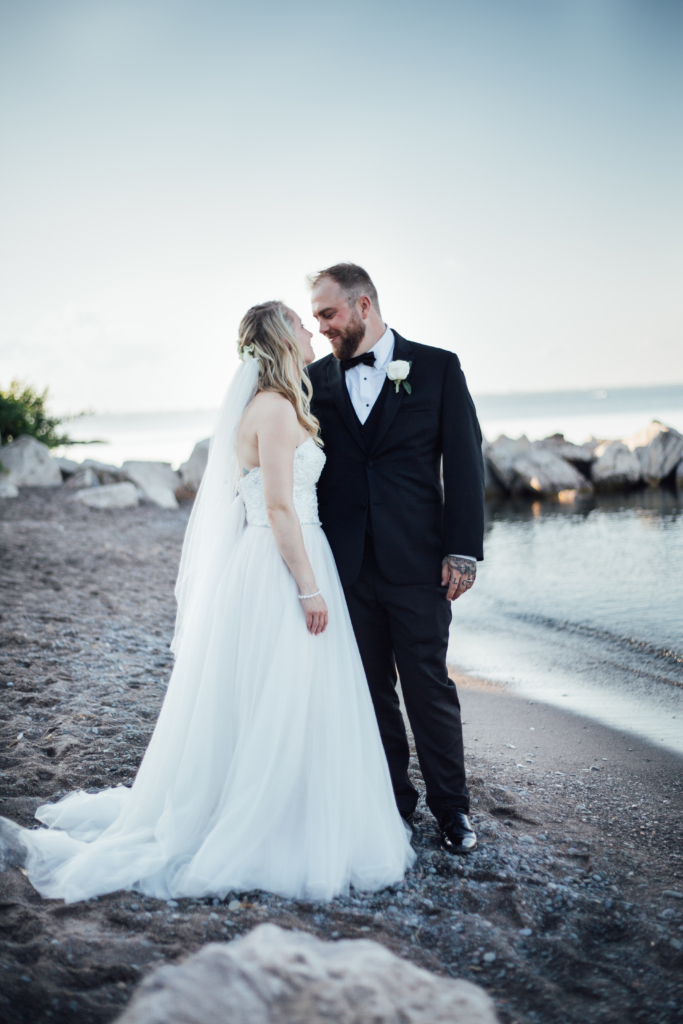 Hamilton, Ontario • A & R Wedding Photos - 