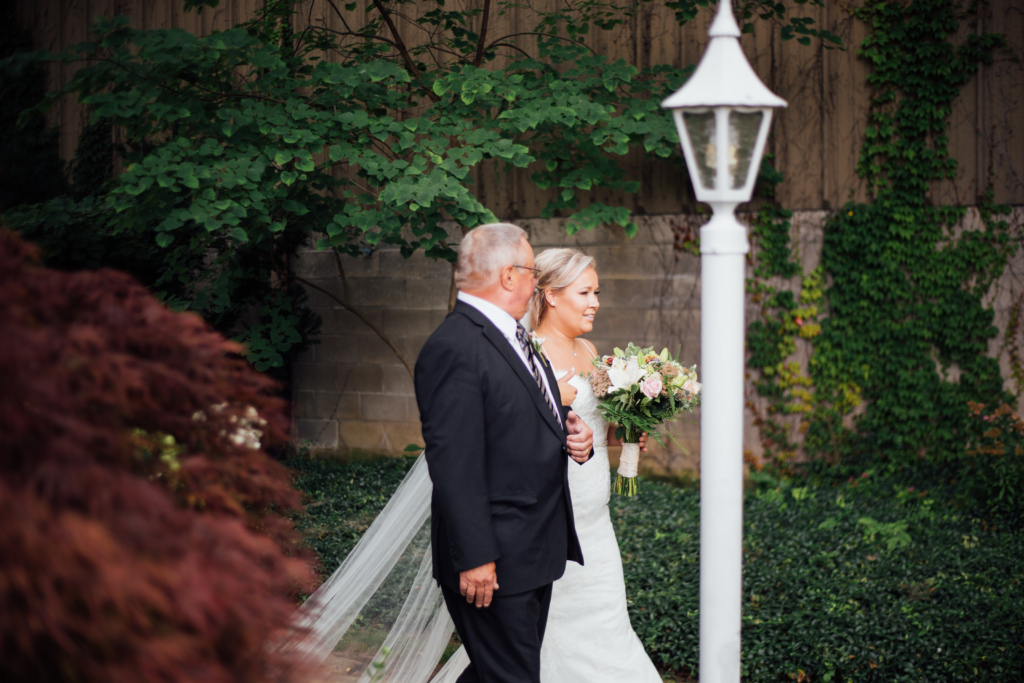 London, ON • B&B Wedding Photos - 