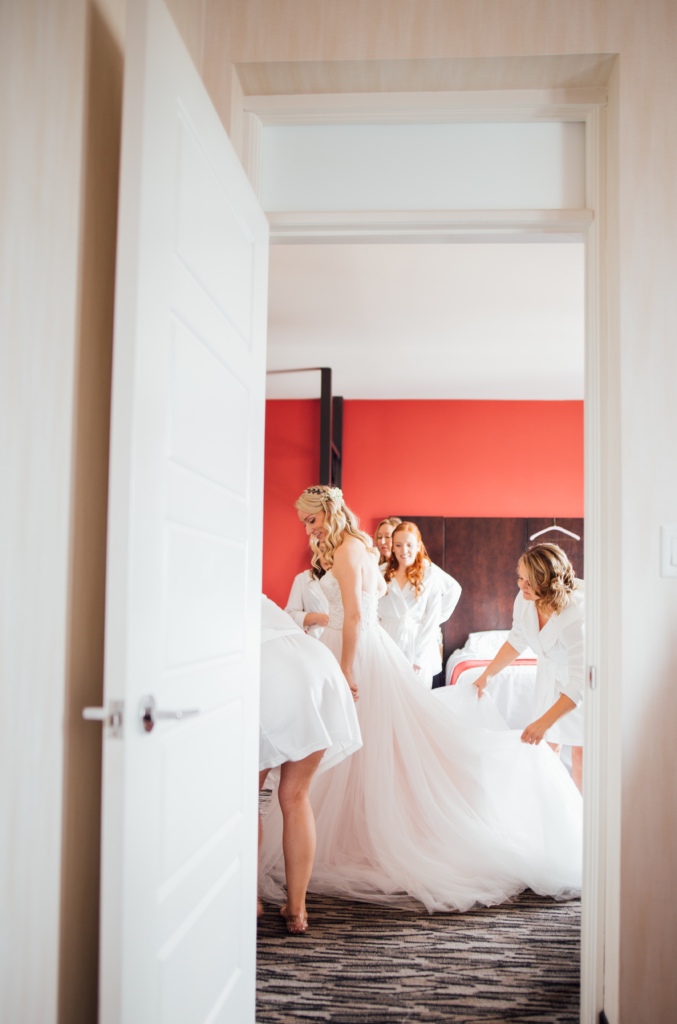 Hamilton, Ontario • A & R Wedding Photos - 