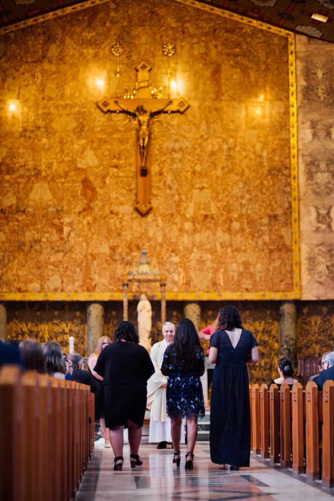 Intimate, Traditional Wedding Photos in Windermere Chapel • Saidia Photography - 