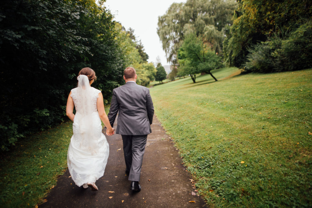 Intimate, Traditional Wedding Photos in Windermere Chapel • Saidia Photography - 