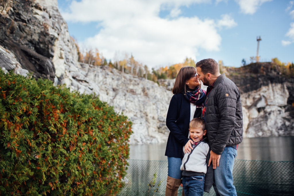 Family Meets Engagement Session in Ottawa, ON • Saidia Photography - 