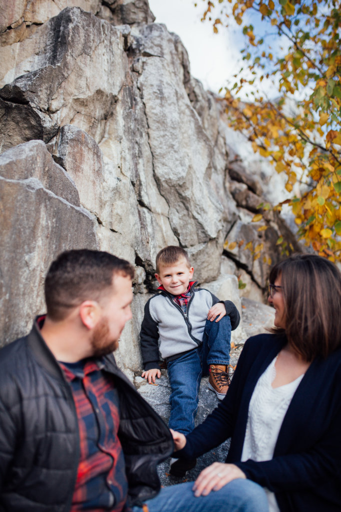 Family Meets Engagement Session in Ottawa, ON • Saidia Photography - 