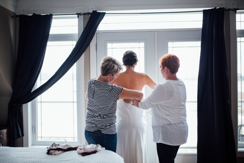 Romantic Wedding Photos in Constance Bay, On • Saidia Photography - 