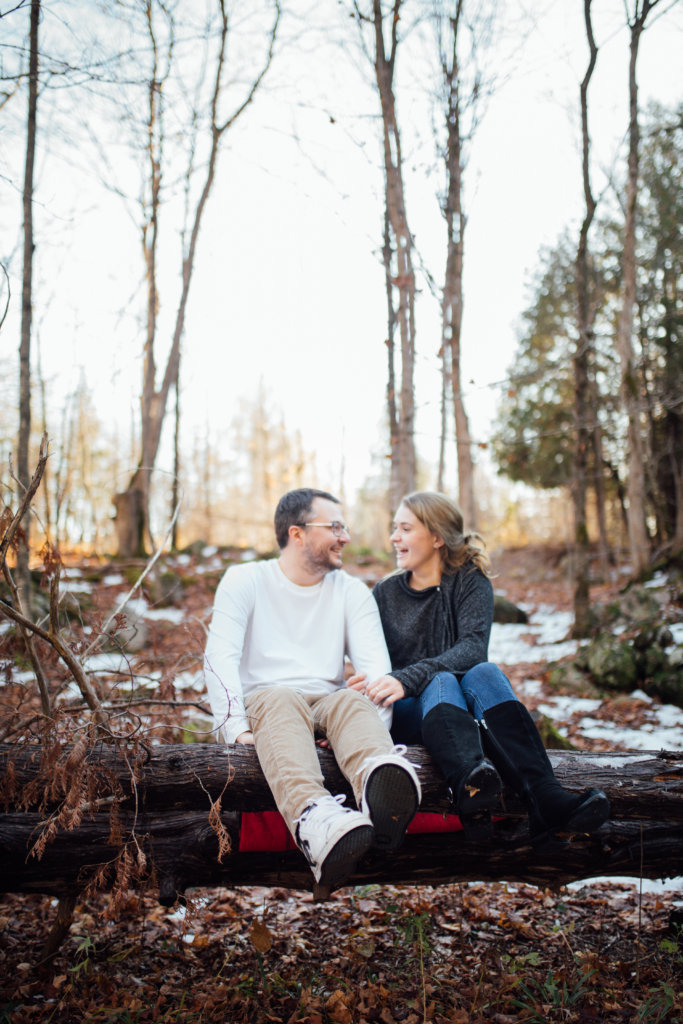 Winter Couple Session in Lanark Highlands • Saidia Photography - 
