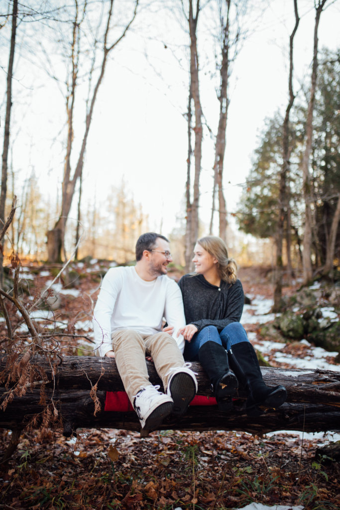 Winter Couple Session in Lanark Highlands • Saidia Photography - 