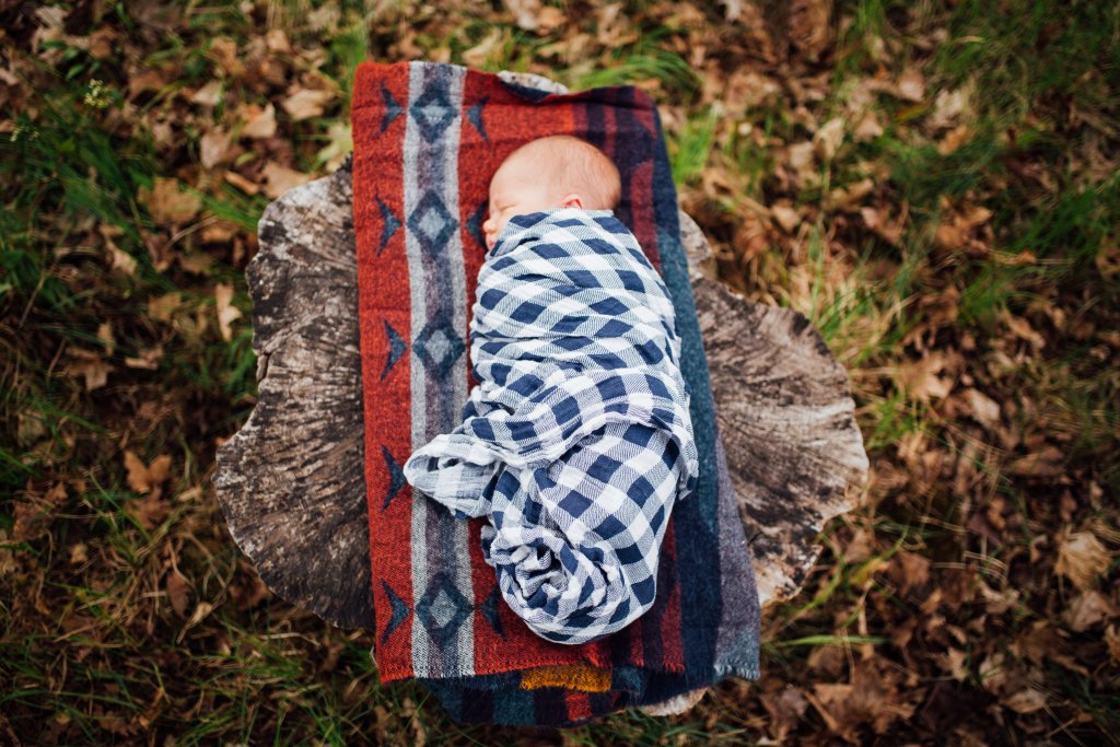 Newborn + Toddler Outdoor Family Session by Saidia Photography (Clayton, ON) - 