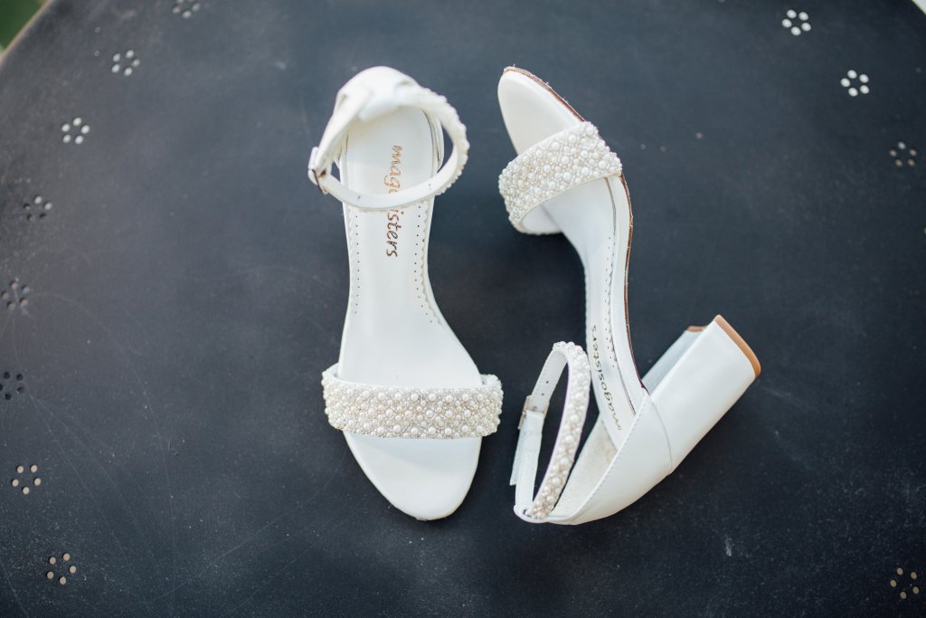Romantic, Candid, October Wedding Photos at Strathmere, ON by Saidia - 