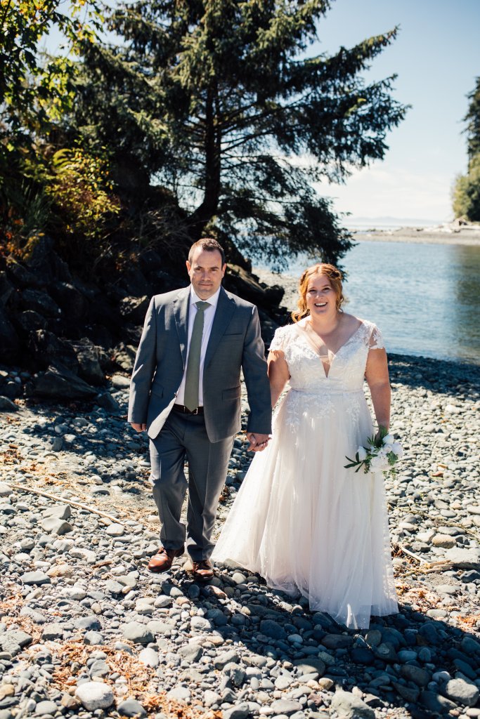 Sea Lion Estate Wedding in Shirley, BC (Vancouver Island) - 