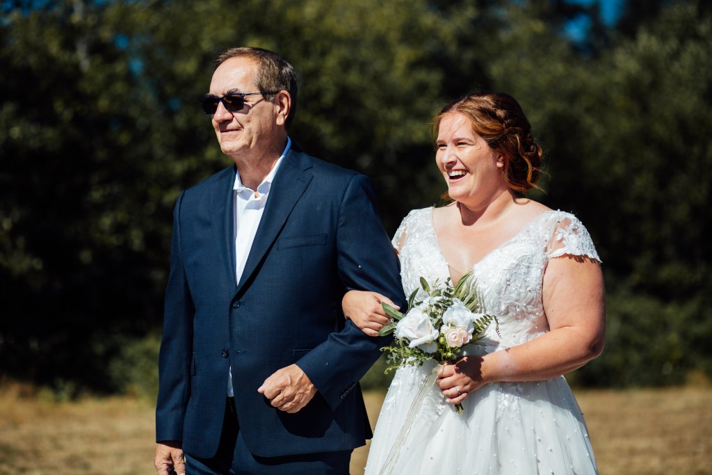 Sea Lion Estate Wedding in Shirley, BC (Vancouver Island) - 