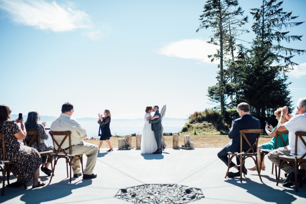 Sea Lion Estate Wedding in Shirley, BC (Vancouver Island) - 