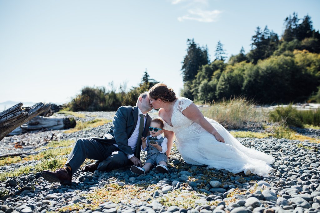 Sea Lion Estate Wedding in Shirley, BC (Vancouver Island) - 