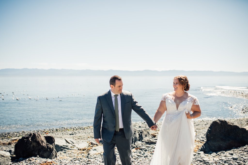 Sea Lion Estate Wedding in Shirley, BC (Vancouver Island) - 