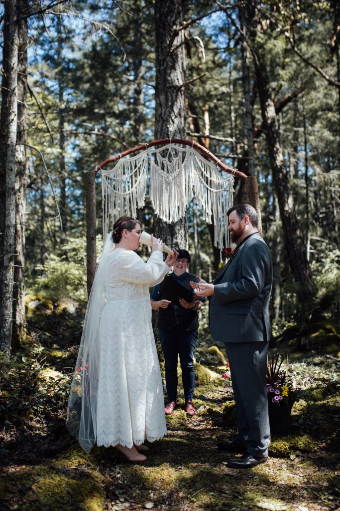 Backyard Wedding in Metchosin BC by Saidia - 