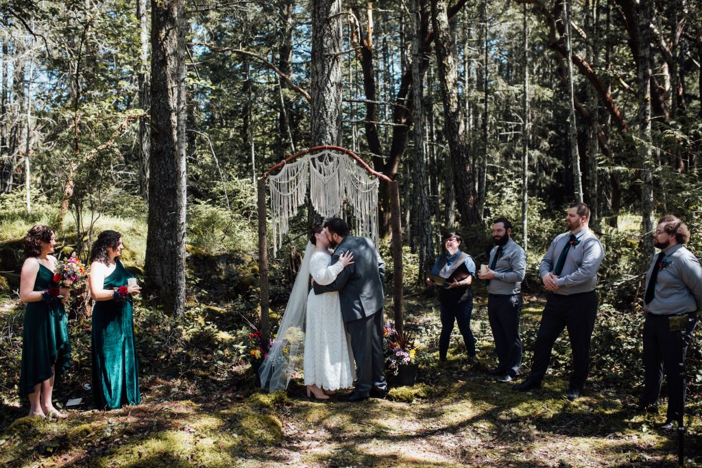 Backyard Wedding in Metchosin BC by Saidia - 