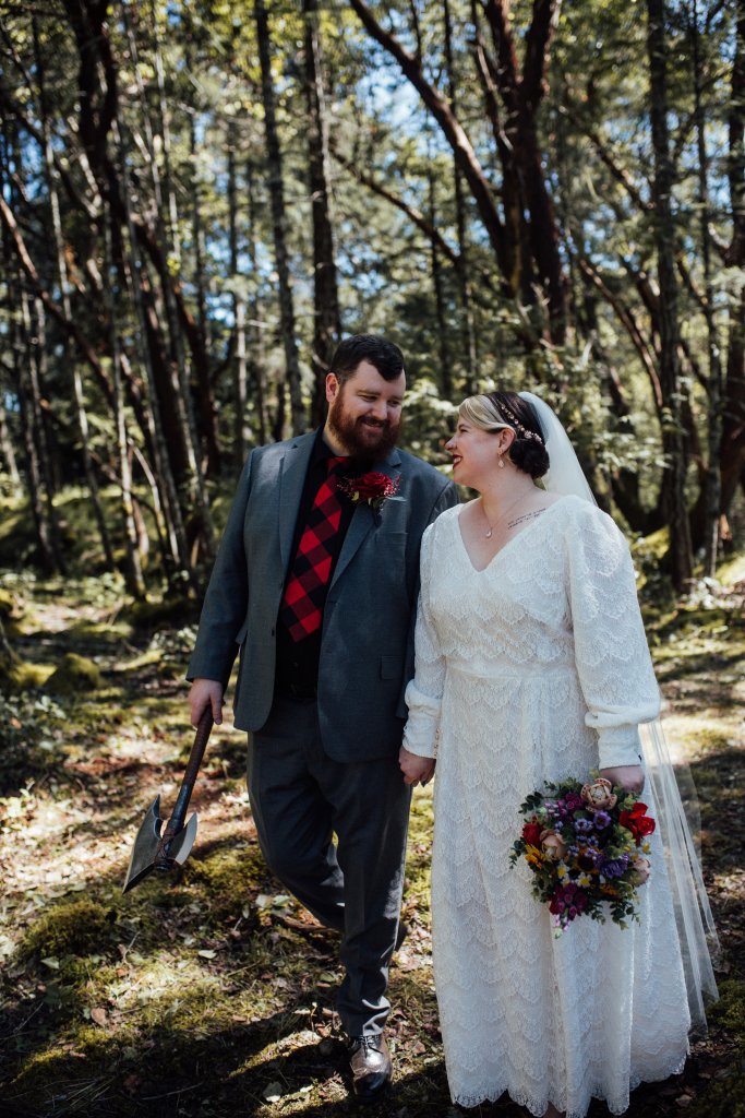 Backyard Wedding in Metchosin BC by Saidia - 