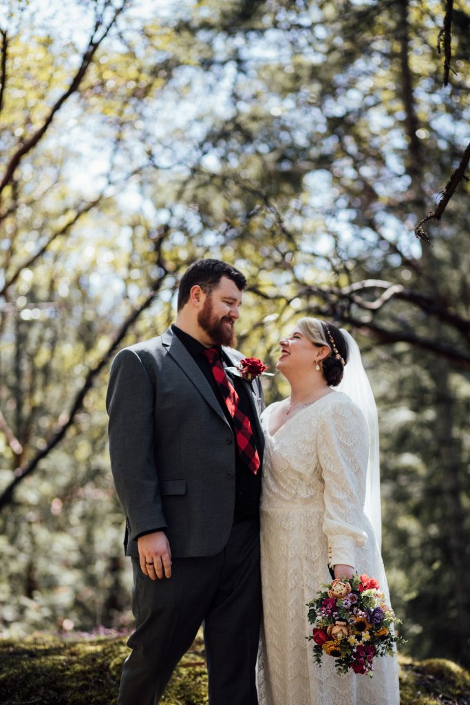 Backyard Wedding in Metchosin BC by Saidia - 