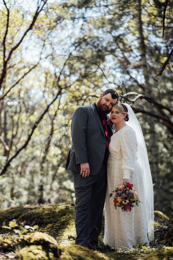 Backyard Wedding in Metchosin BC by Saidia - 