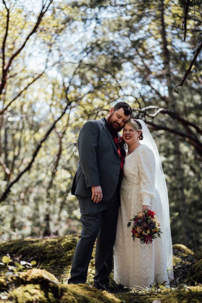 Backyard Wedding in Metchosin BC by Saidia - 