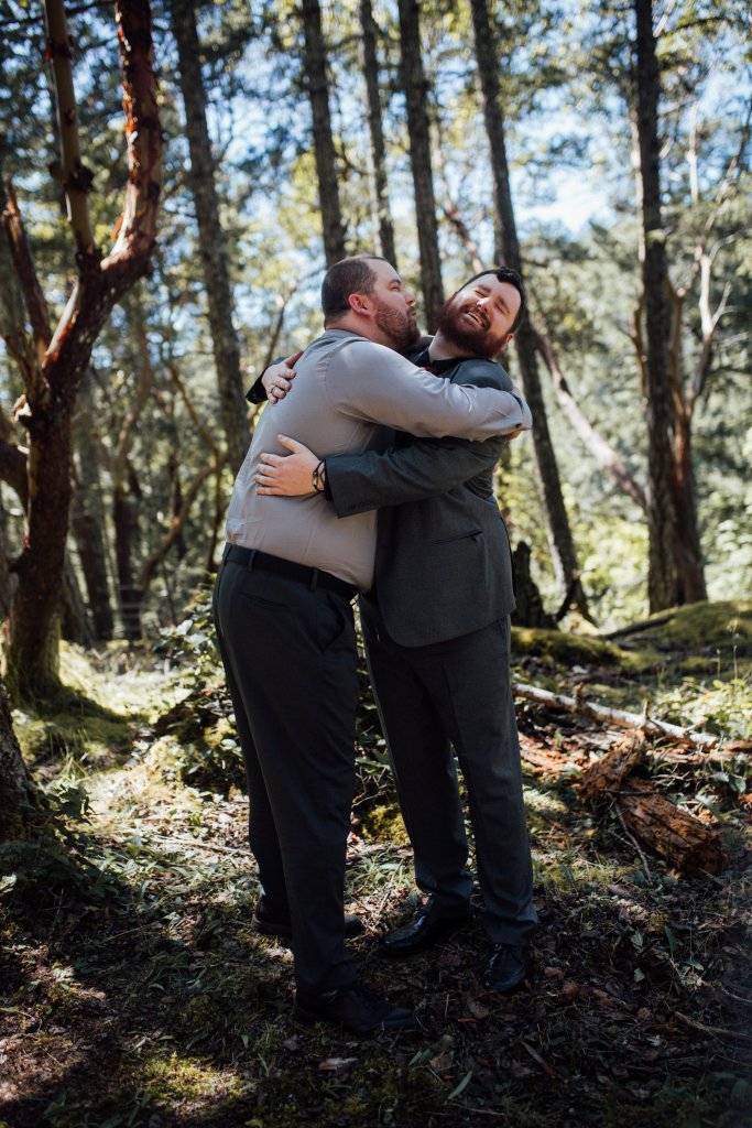 Backyard Wedding in Metchosin BC by Saidia - 